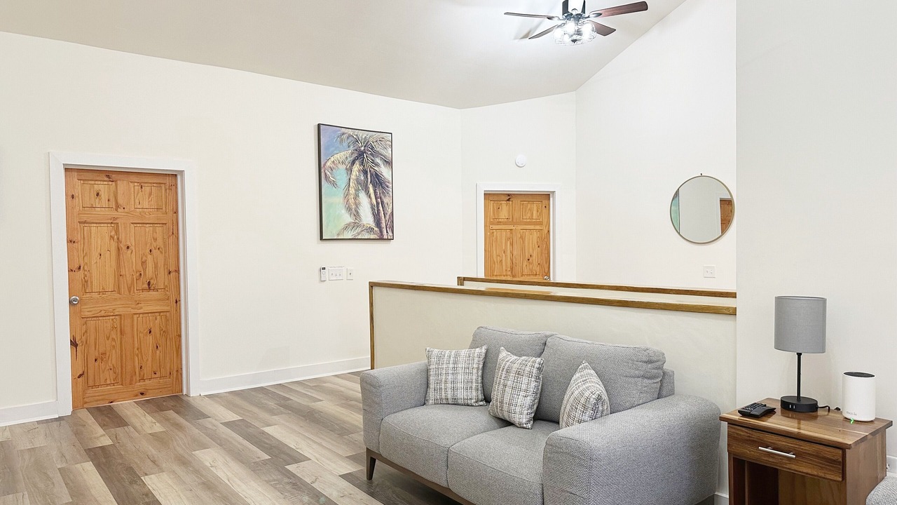 Photo of Livingroom in Dixon Cove