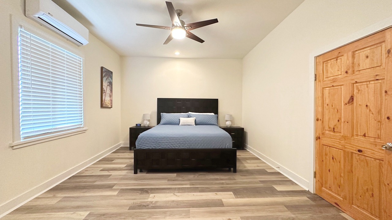 Photo of Bedroom in Dixon Cove