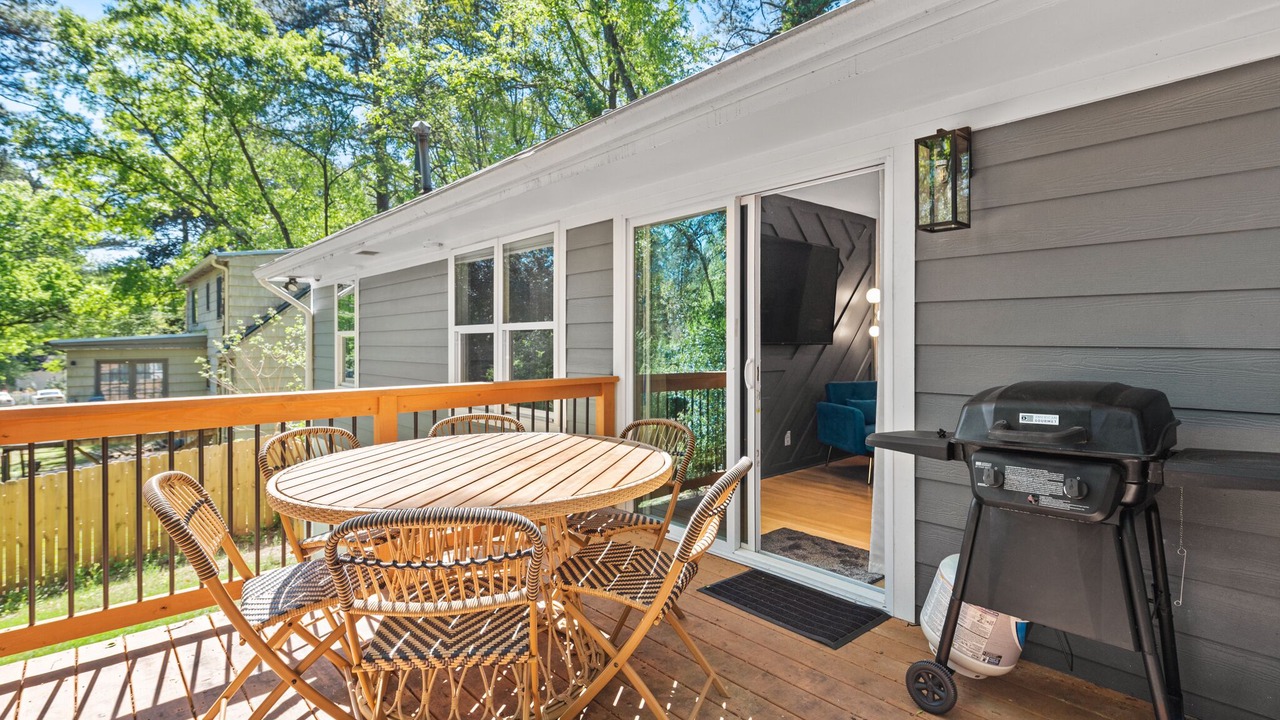 Photo of Outdoor in Garden Hills