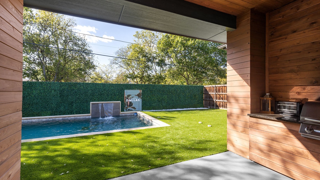 Photo of Outdoor in Dallas