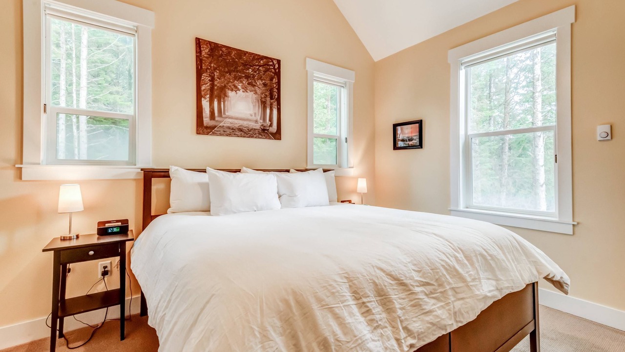 Photo of Bedroom in Nelscott