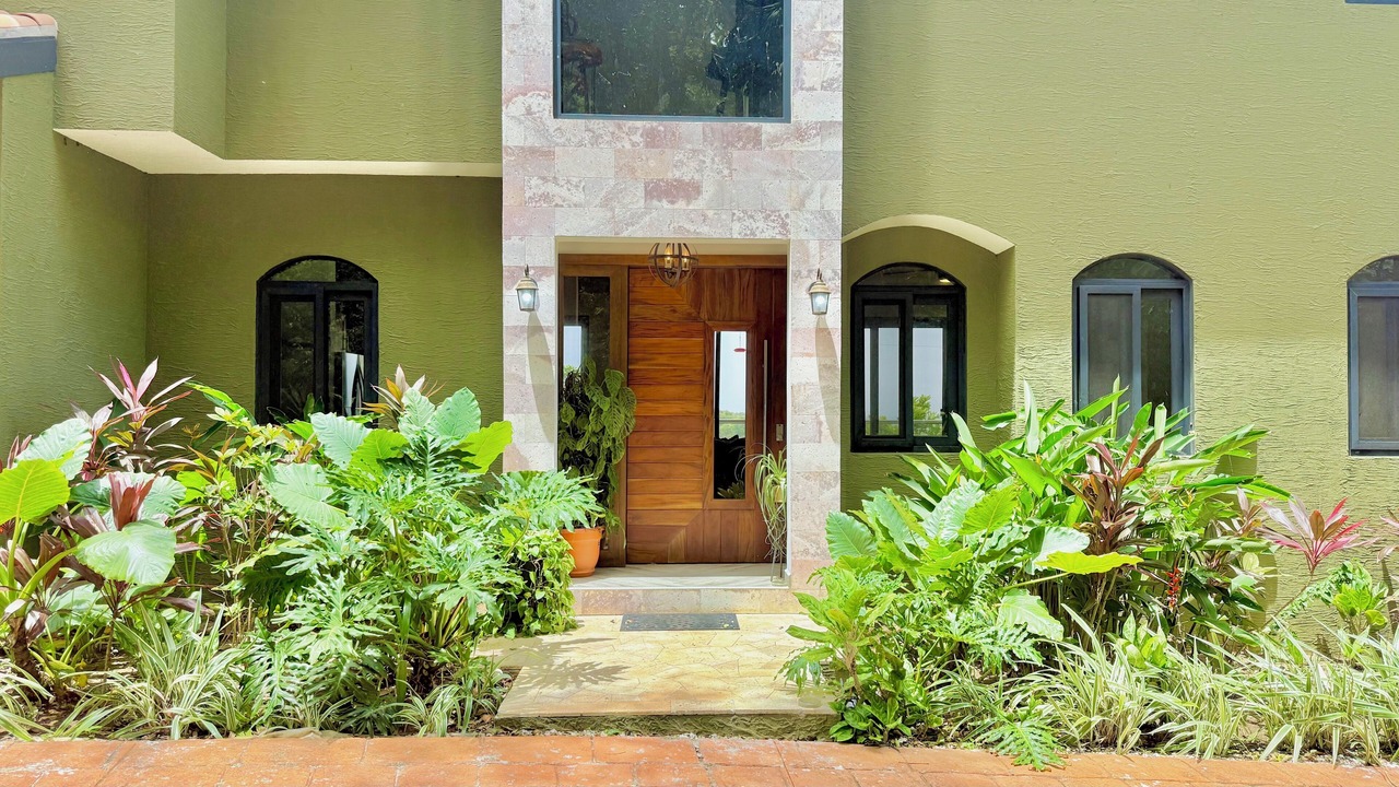 Photo of Others in Roatan