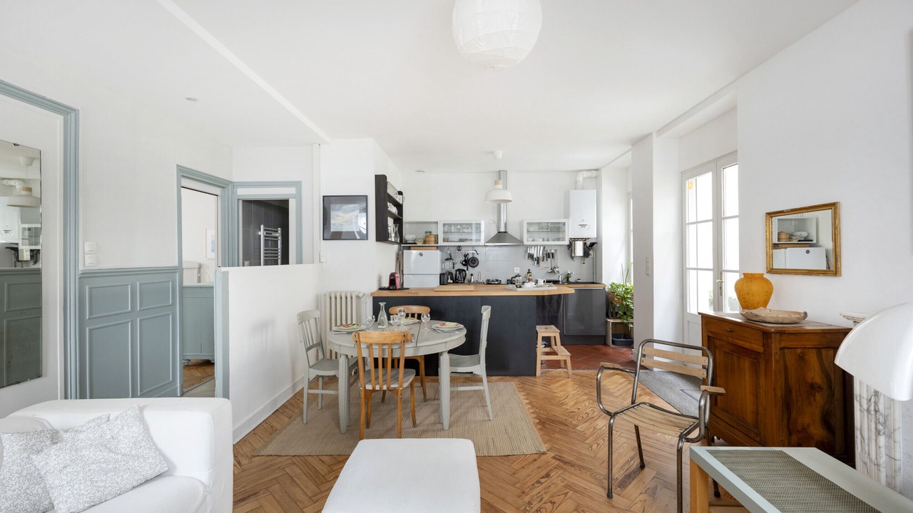 Photo of Livingroom in Saint Seurin - Fondaudege