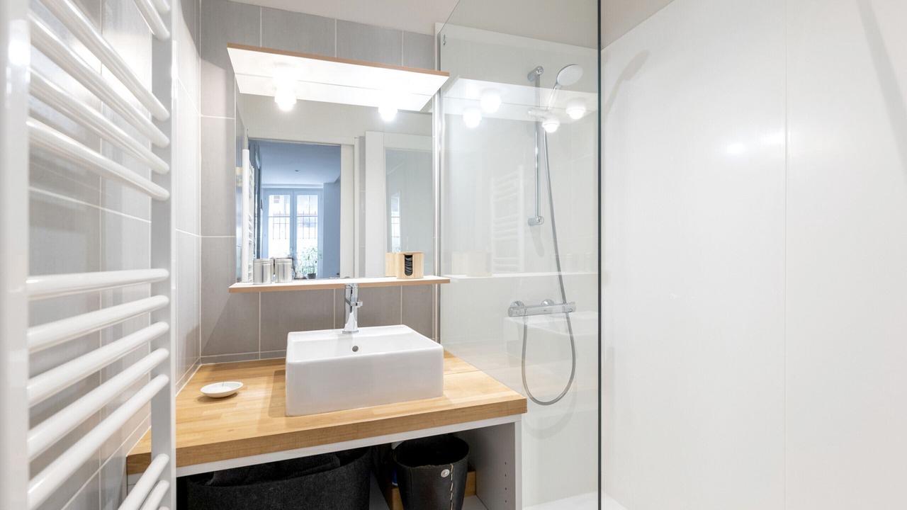 Photo of Bathroom in Saint Seurin - Fondaudege