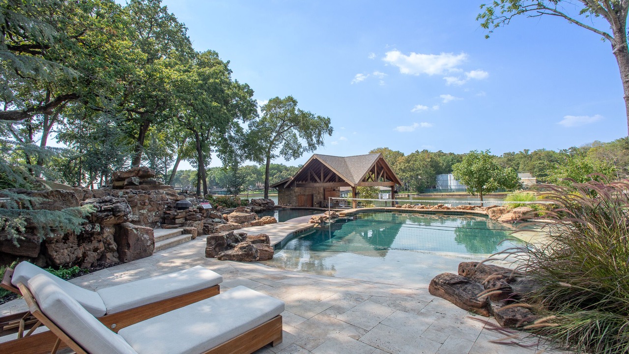 Photo of Outdoor in Enchanted Oaks