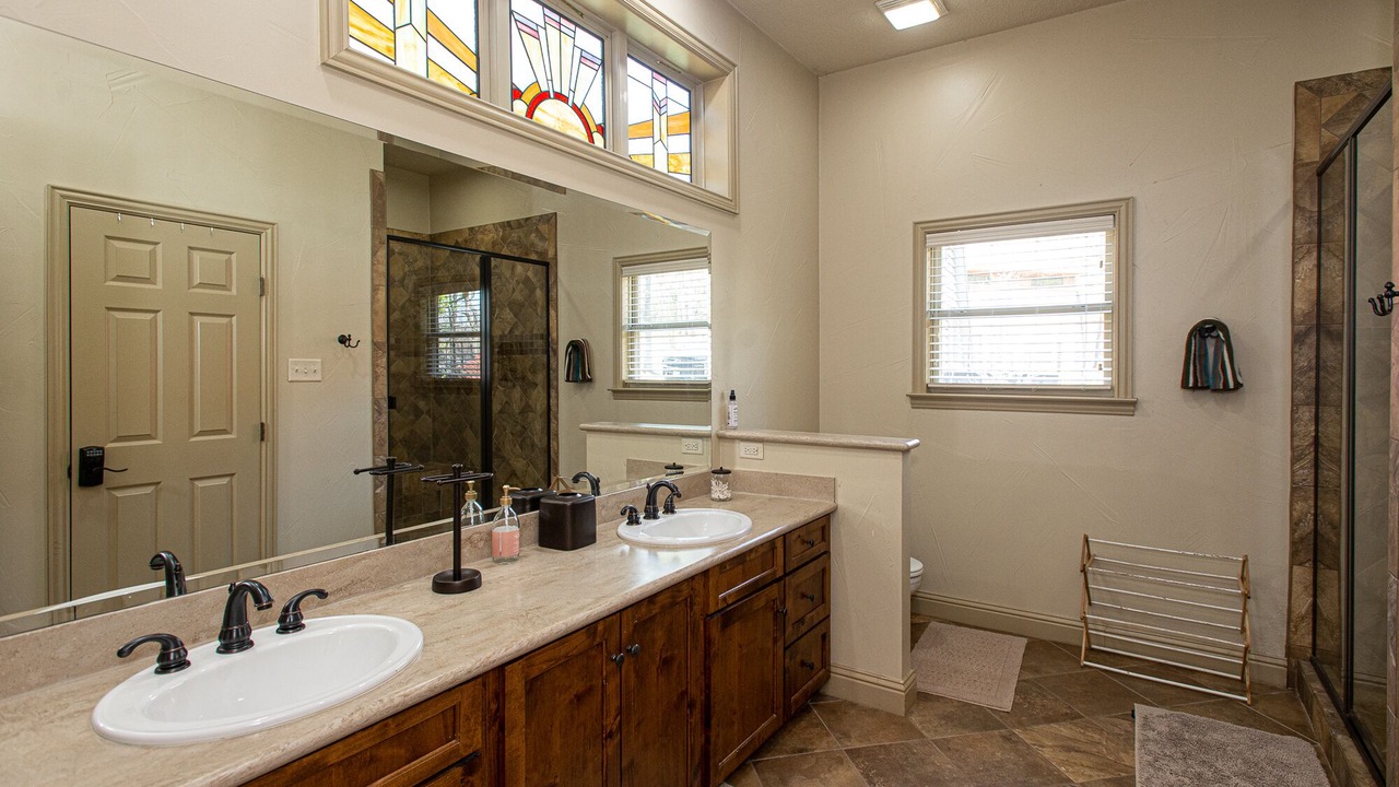 Photo of Bathroom in Enchanted Oaks