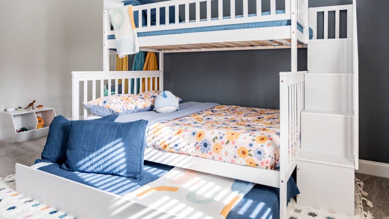 Photo of Bedroom in Madison Heights
