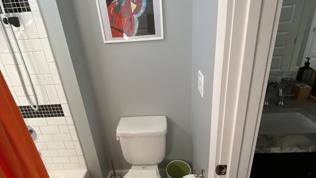 Photo of Bathroom in Shelby Hills