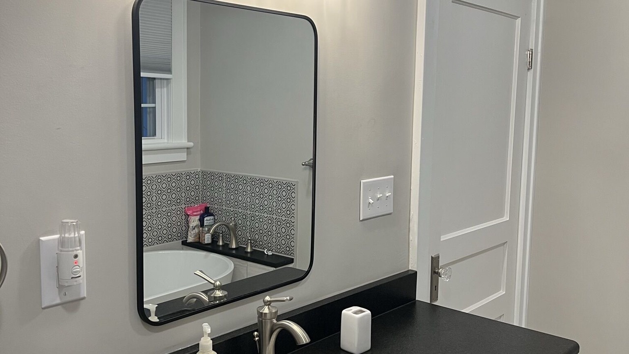 Photo of Bathroom in Hollins