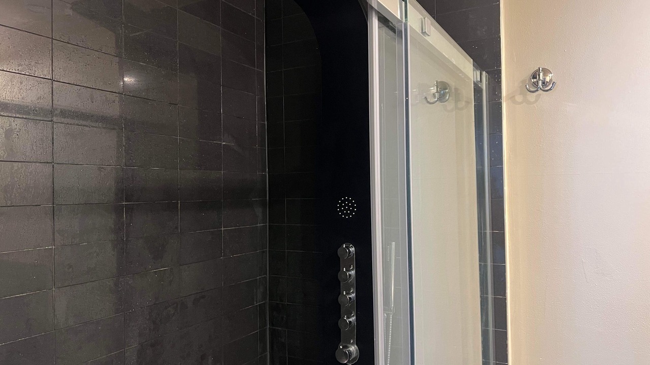 Photo of Bathroom in Griffintown