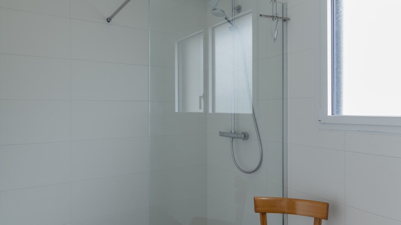 Photo of Bathroom in Landunvez
