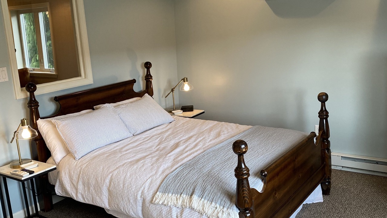 Photo of Bedroom in Harveys Lake