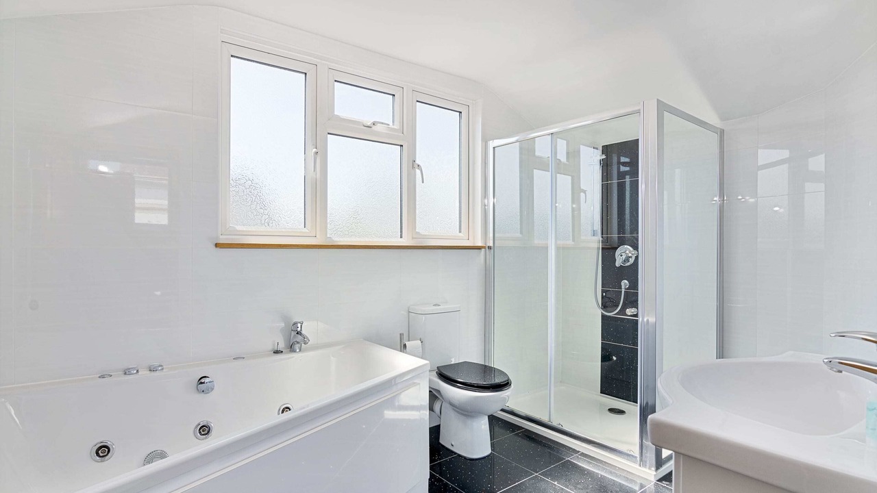 Photo of Bathroom in Gravesend