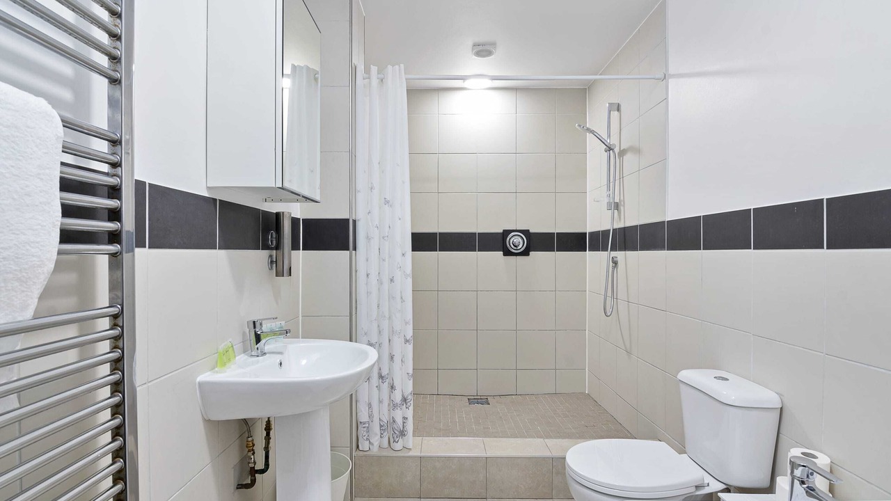 Photo of Bathroom in Gravesend