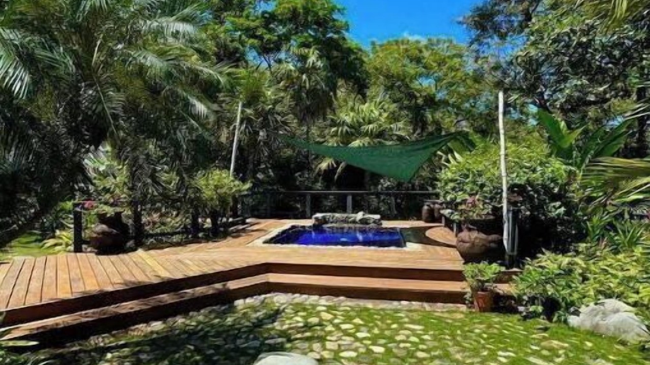 Photo of Patio Balcony in Dixon Cove