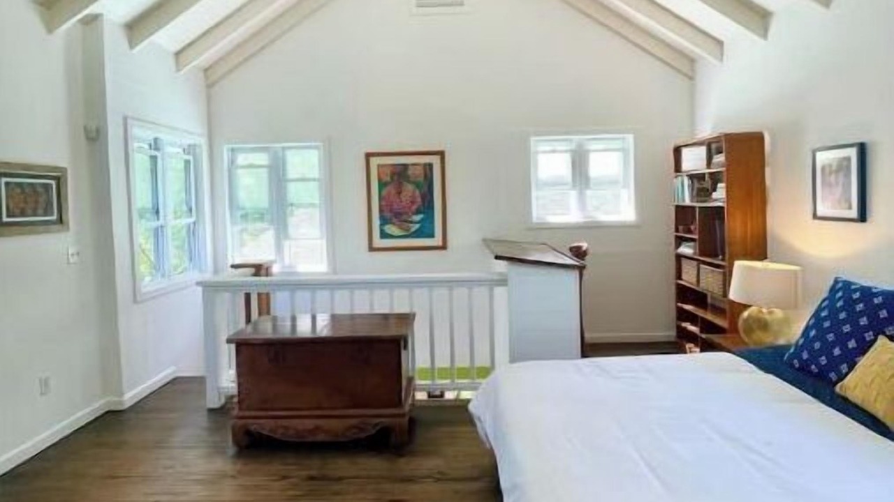 Photo of Bedroom in Dixon Cove