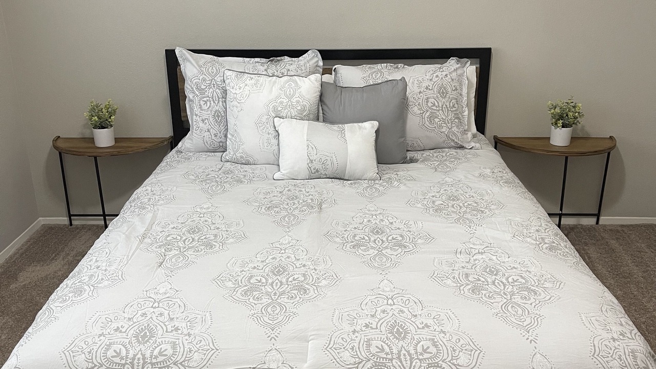 Photo of Bedroom in Lake Dallas