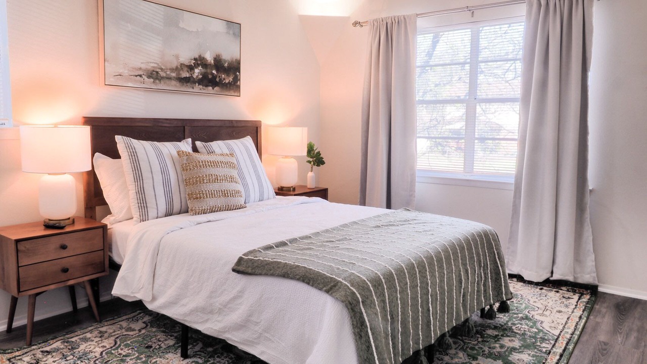 Photo of Bedroom in Euless