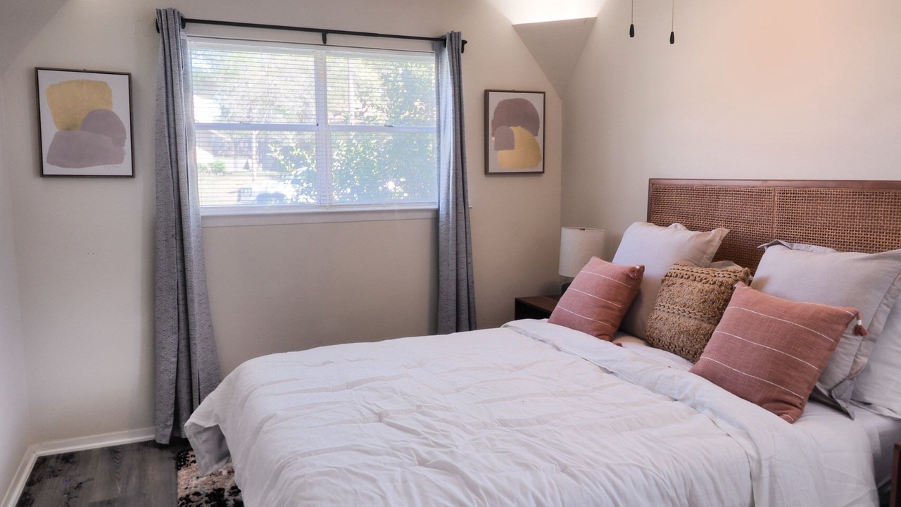 Photo of Bedroom in Euless