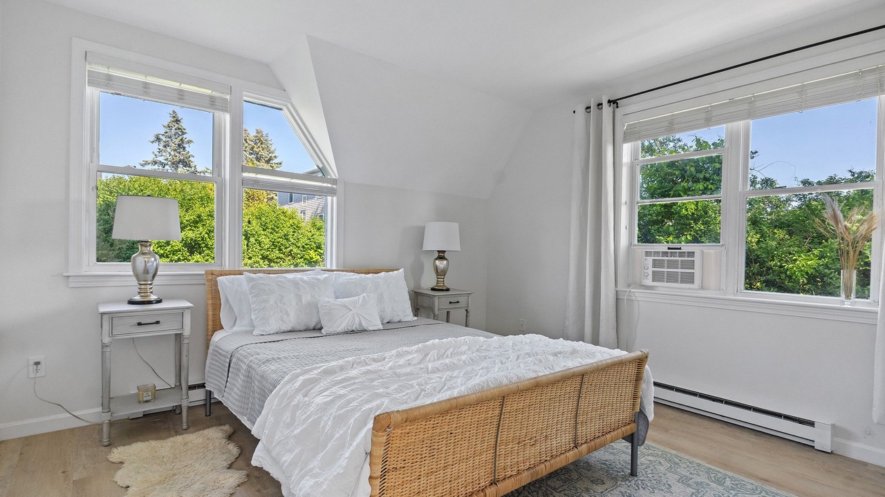 Photo of Bedroom in Easton's Point
