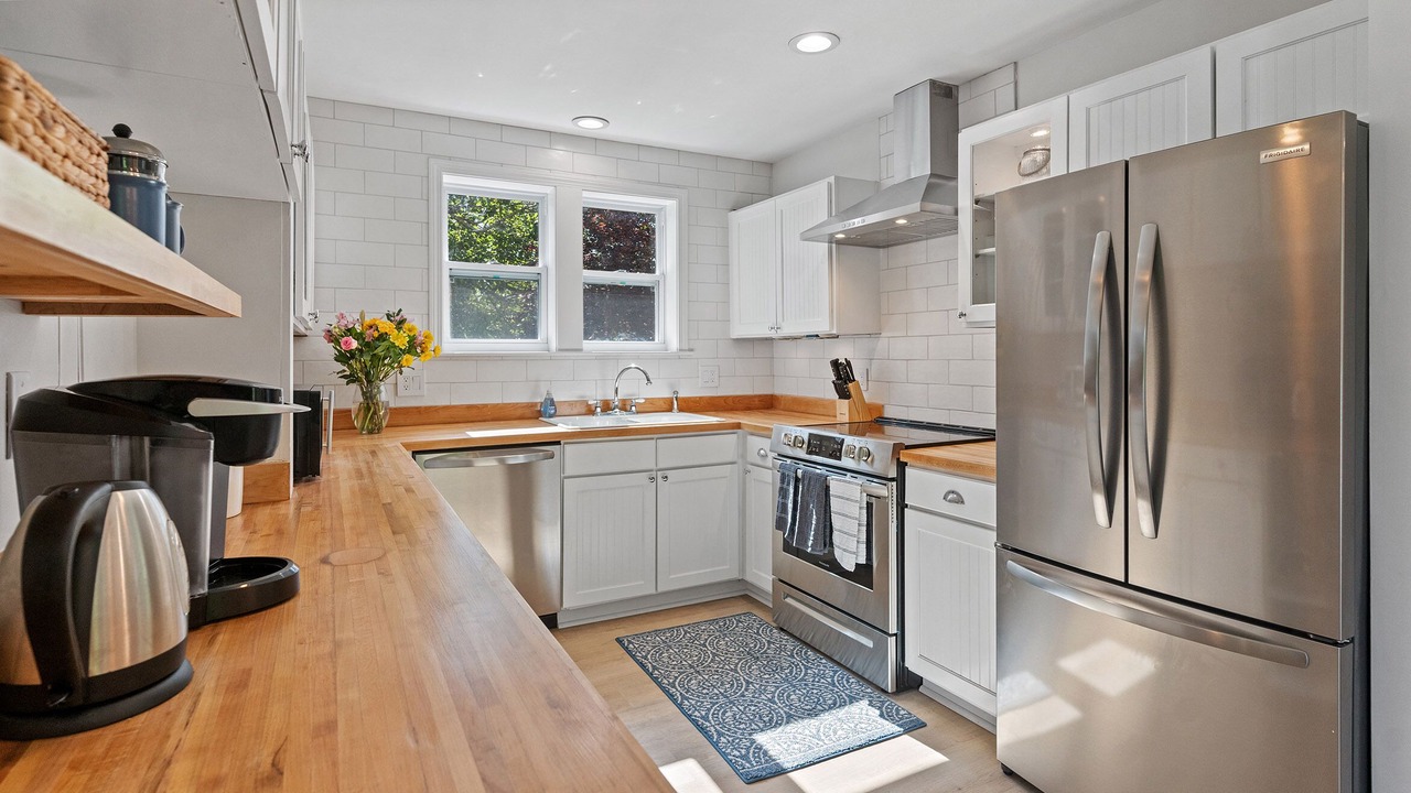 Photo of Kitchen in Easton's Point