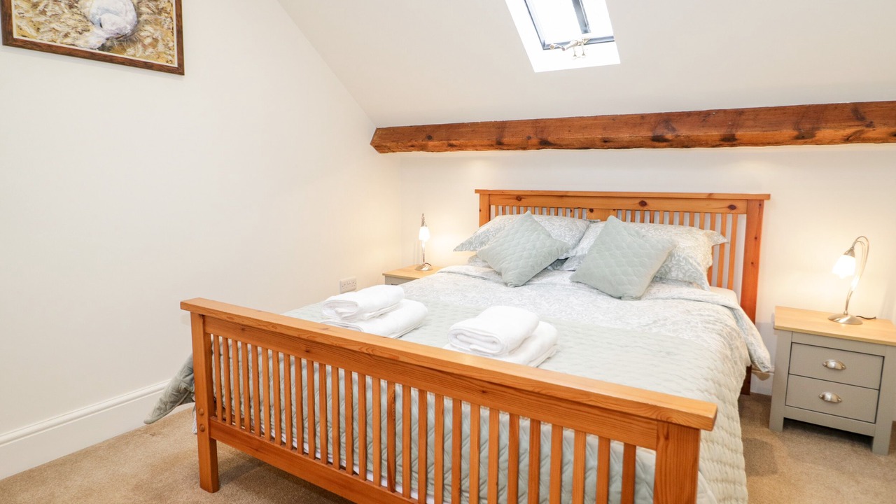Photo of Bedroom in Henryd