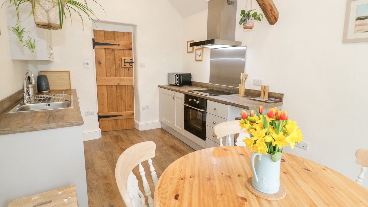 Photo of Kitchen in Henryd
