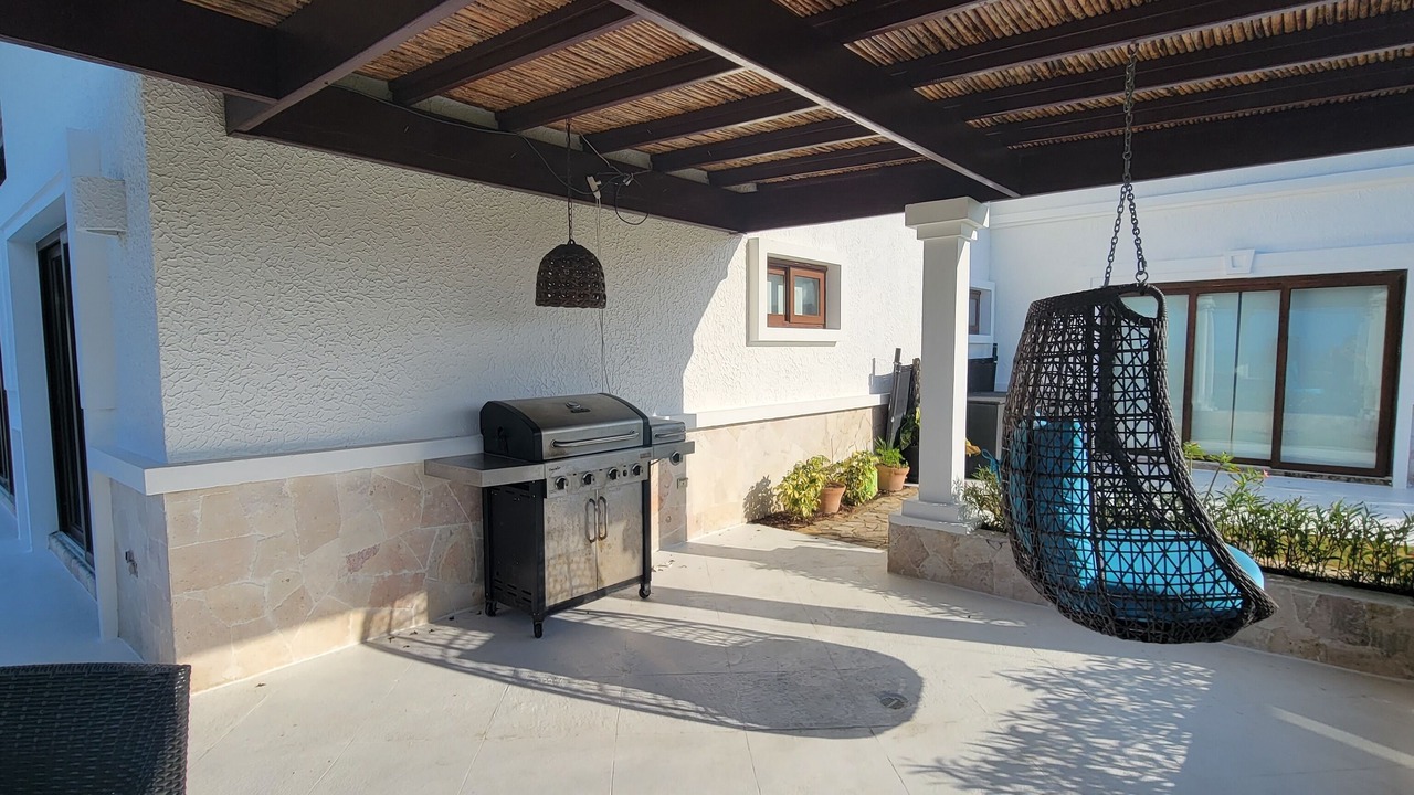 Photo of Patio Balcony in Pristine Bay