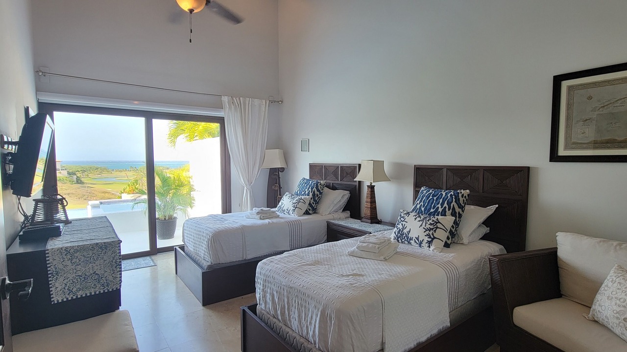 Photo of Bedroom in Pristine Bay