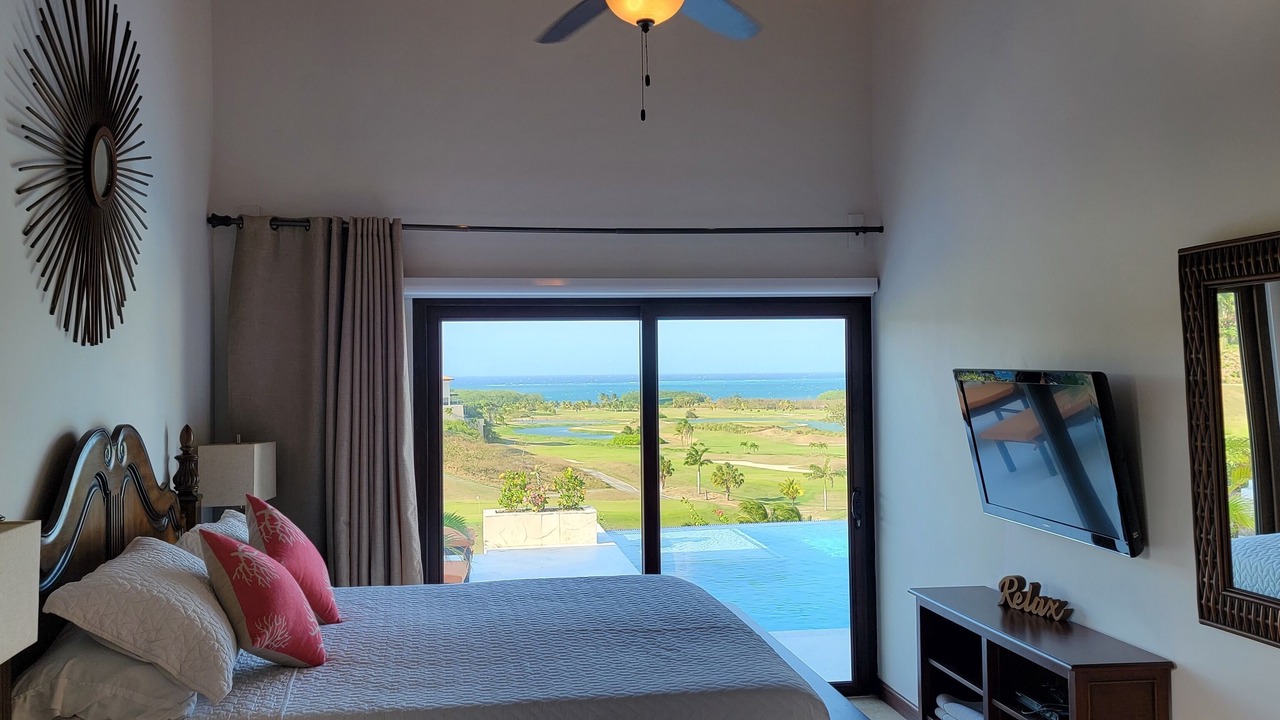 Photo of Bedroom in Pristine Bay
