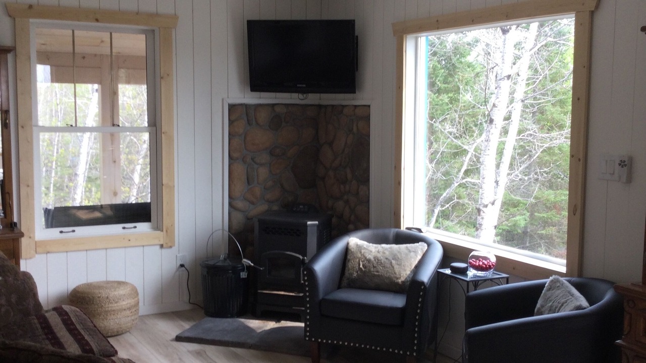 Photo of Livingroom in Manitoba
