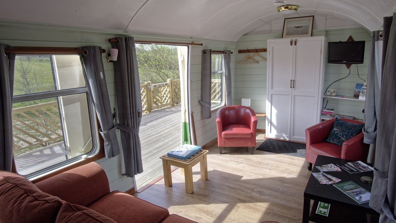 Photo of Livingroom in Ewhurst Green