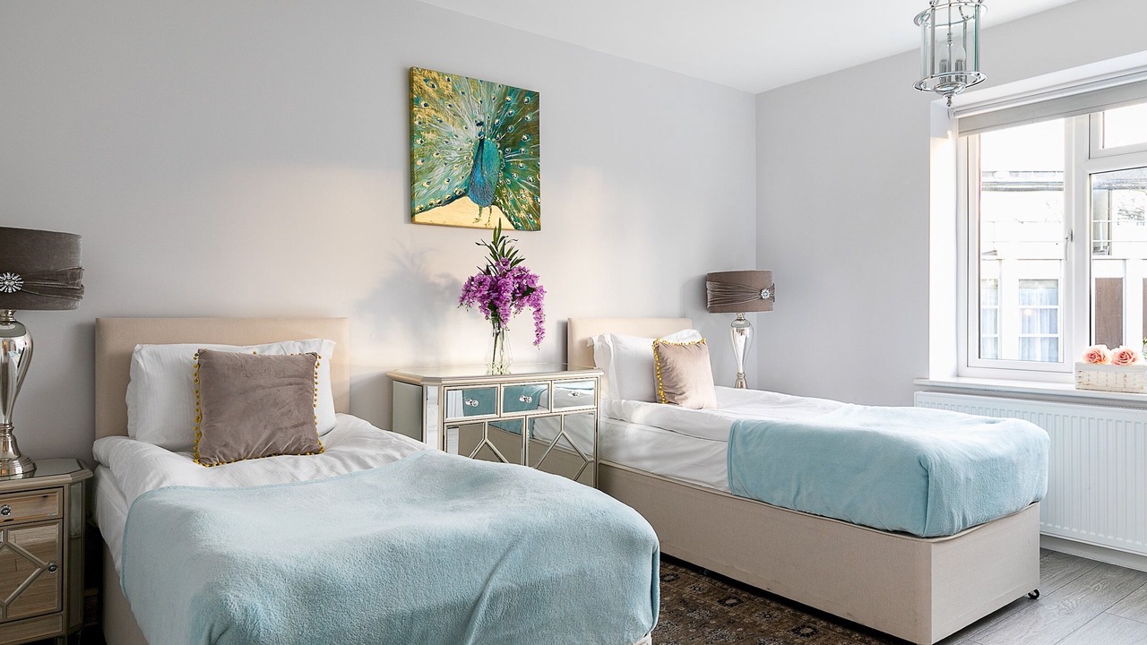 Photo of Bedroom in Earl's Court