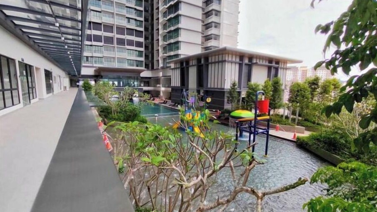 Photo of Outdoor in Maluri