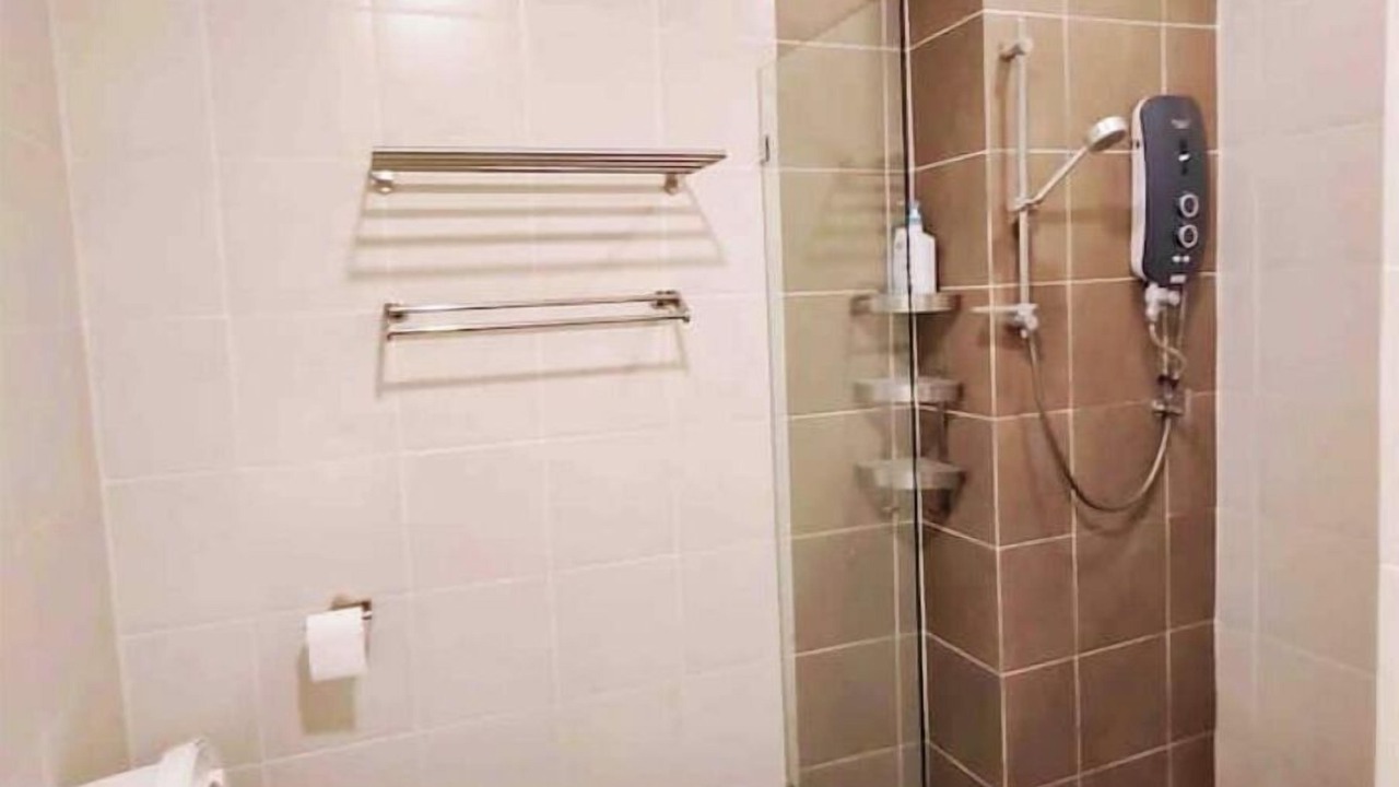 Photo of Bathroom in Maluri