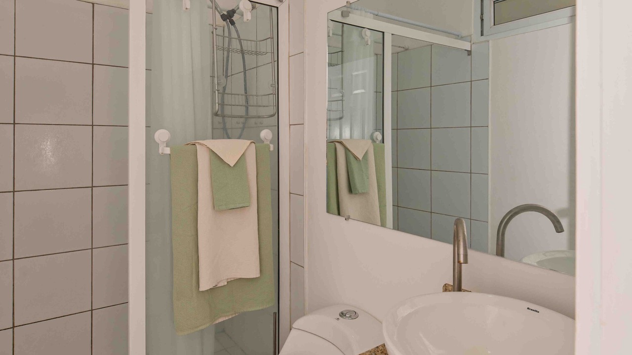 Photo of Bathroom in Antoneys Cay