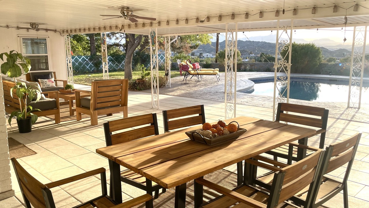 Photo of Outdoor in Mission Hills South