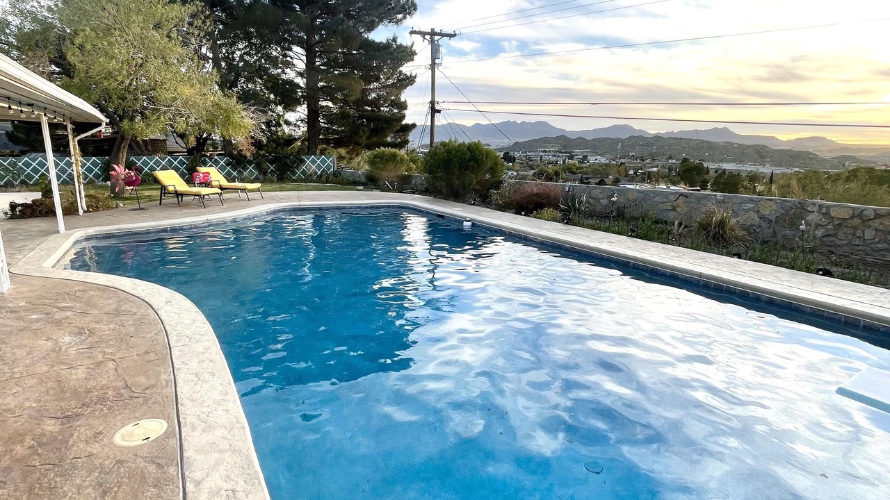 Photo of Outdoor in Mission Hills South