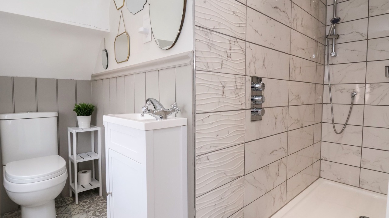 Photo of Bathroom in Penrhyn Bay