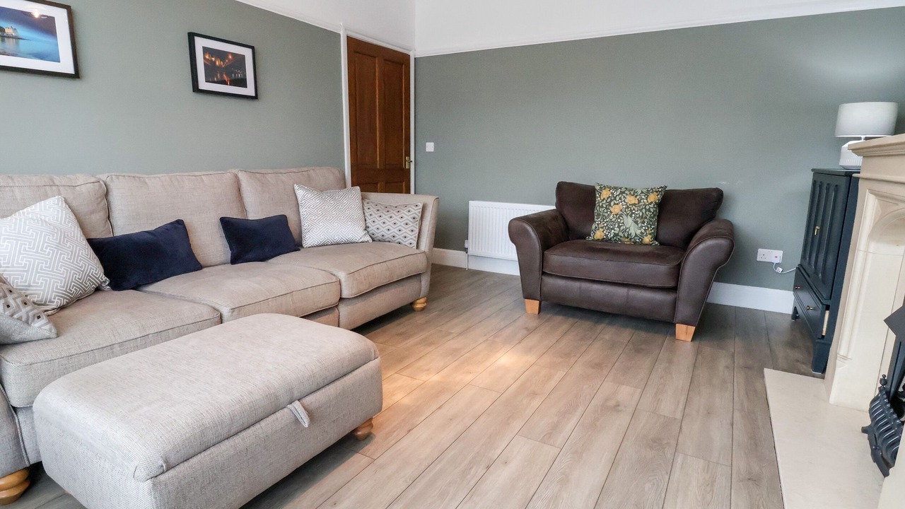 Photo of Livingroom in Penrhyn Bay