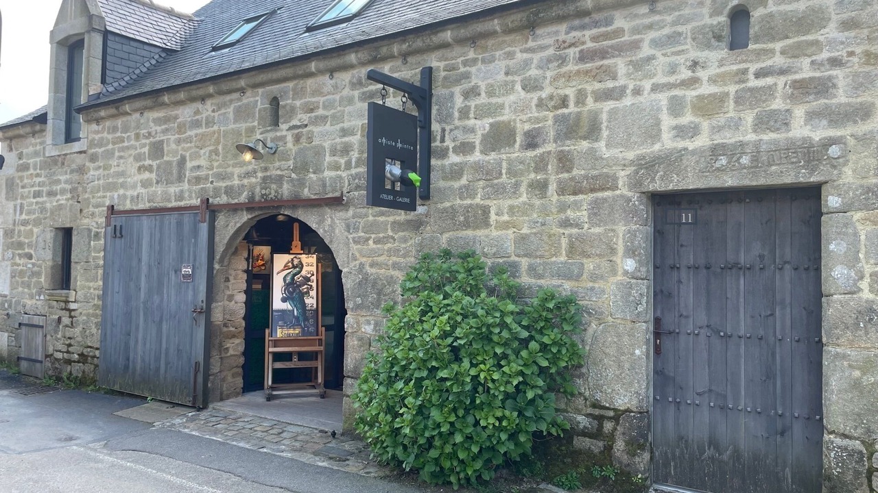 Photo of Outdoor in Locronan