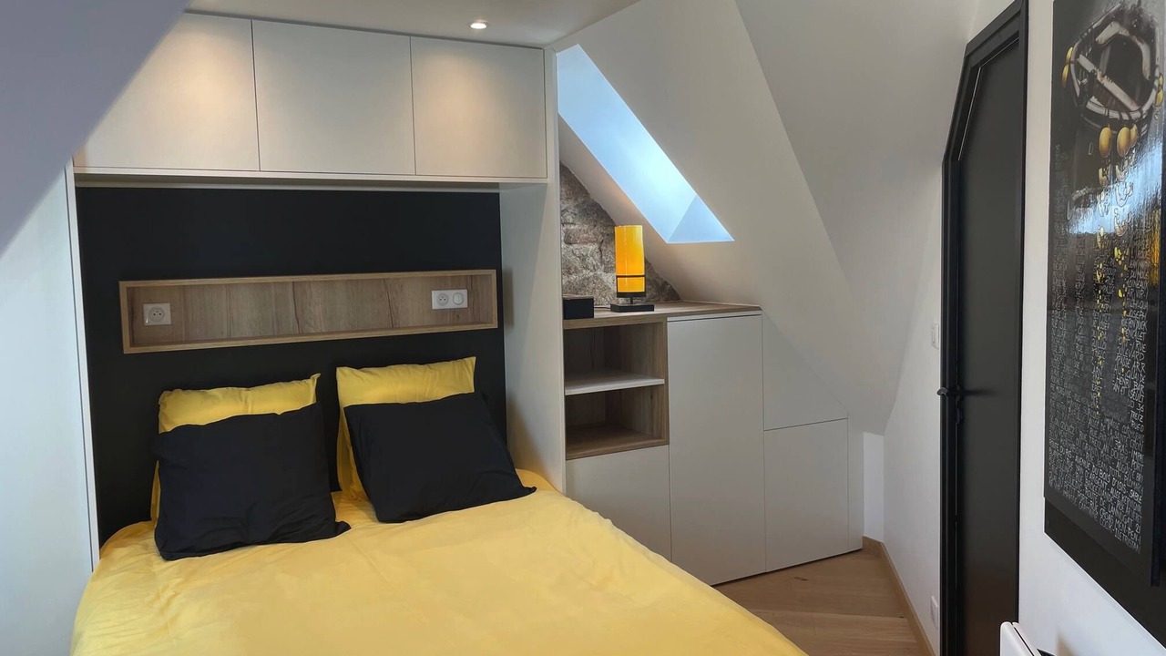 Photo of Bedroom in Locronan