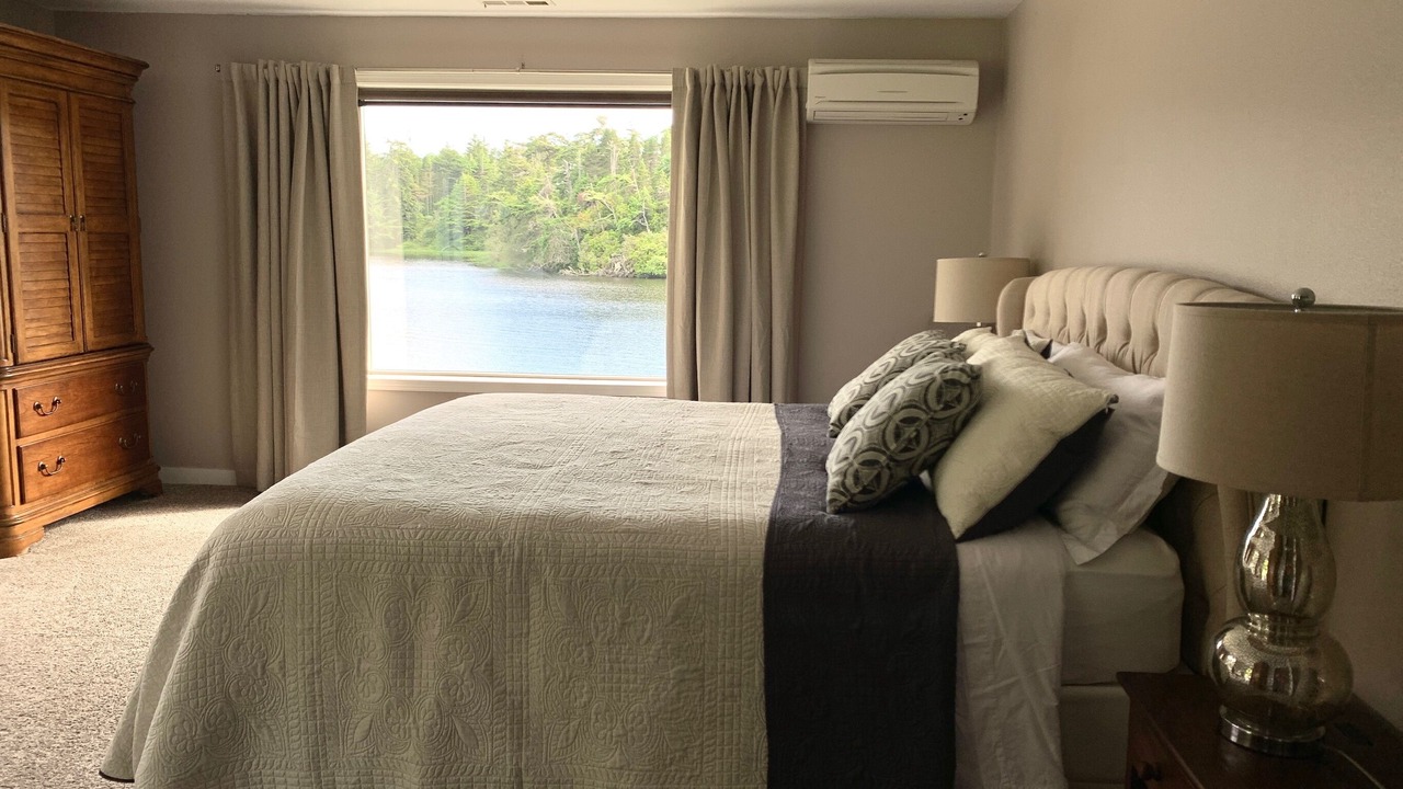 Photo of Bedroom in Langlois