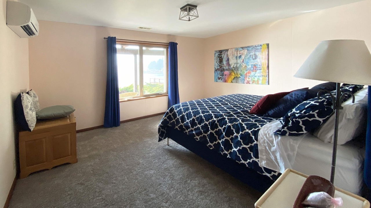 Photo of Bedroom in Langlois