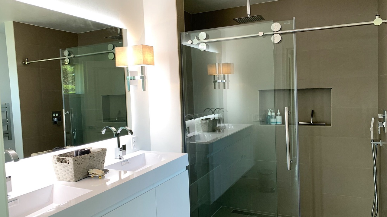 Photo of Bathroom in Langlois