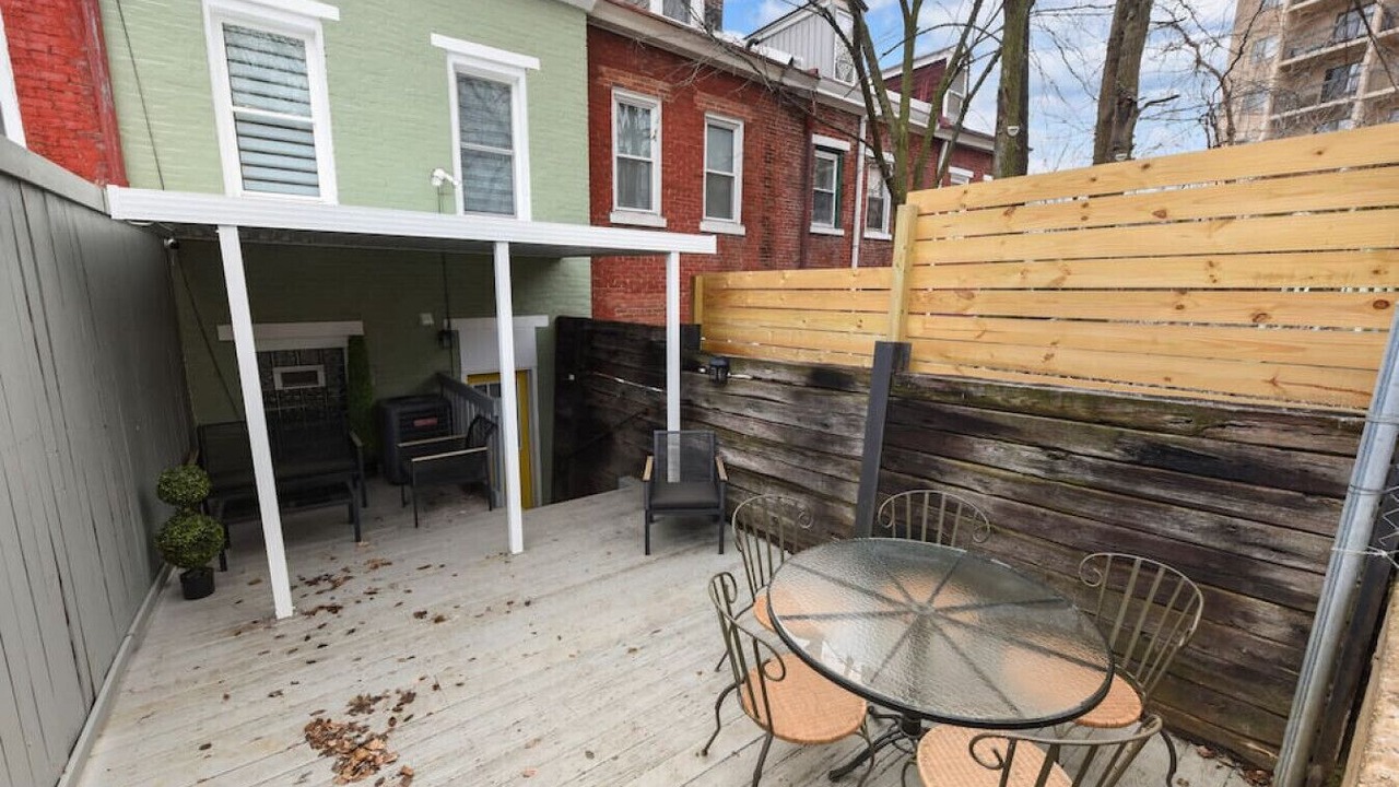 Photo of Outdoor in Lower Lawrenceville