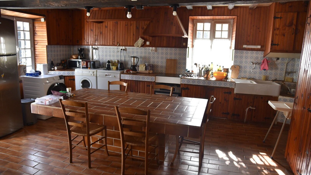Photo of Kitchen in Hermeray