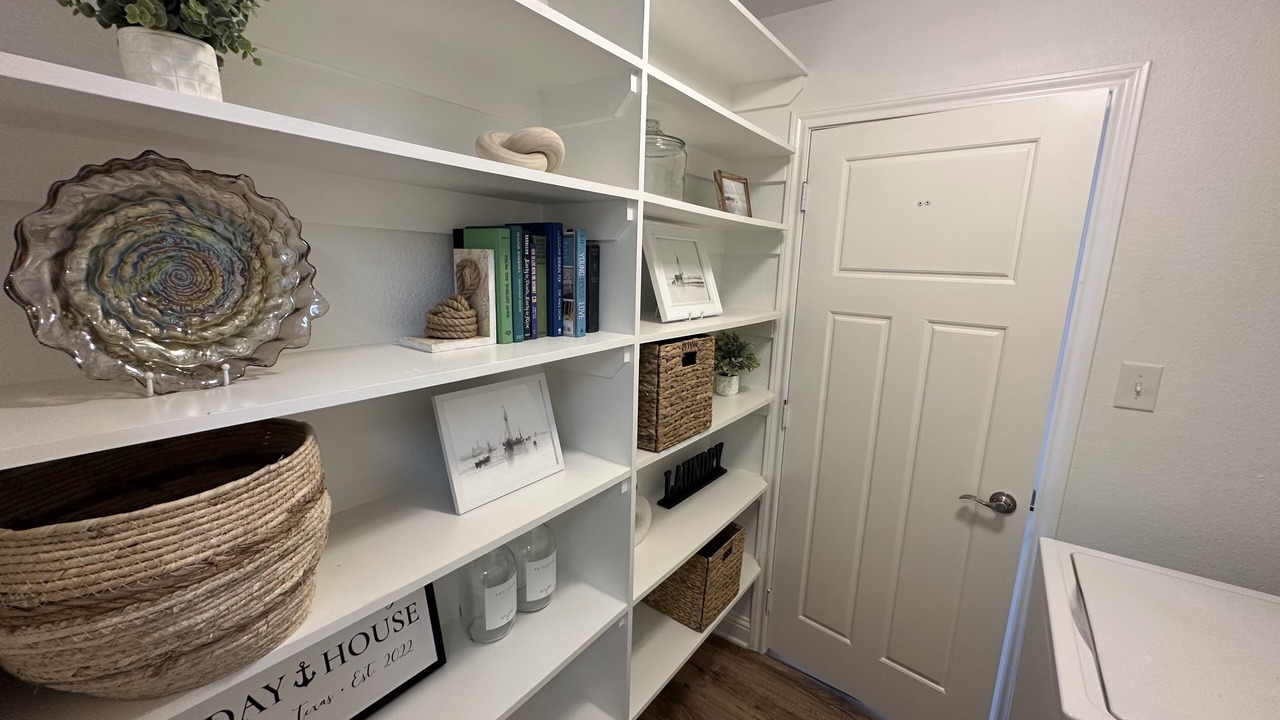 Photo of Bedroom in Cedar Creek Reservoir
