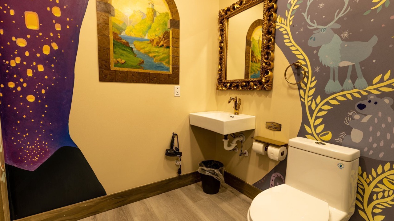 Photo of Bathroom in Goldbond