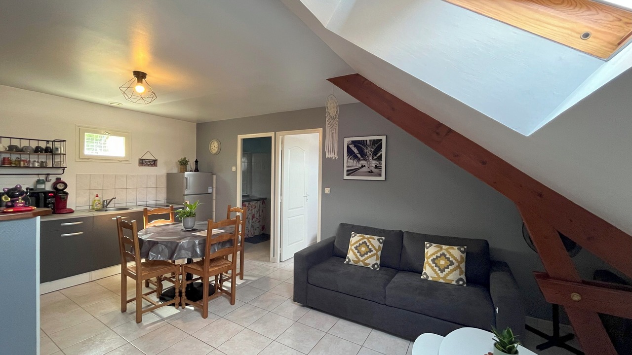 Photo of Livingroom in Miroir - Batignolles